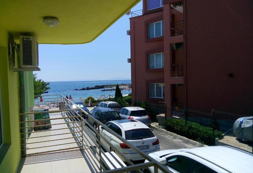 Семейный Номер, Harmony Beach Family