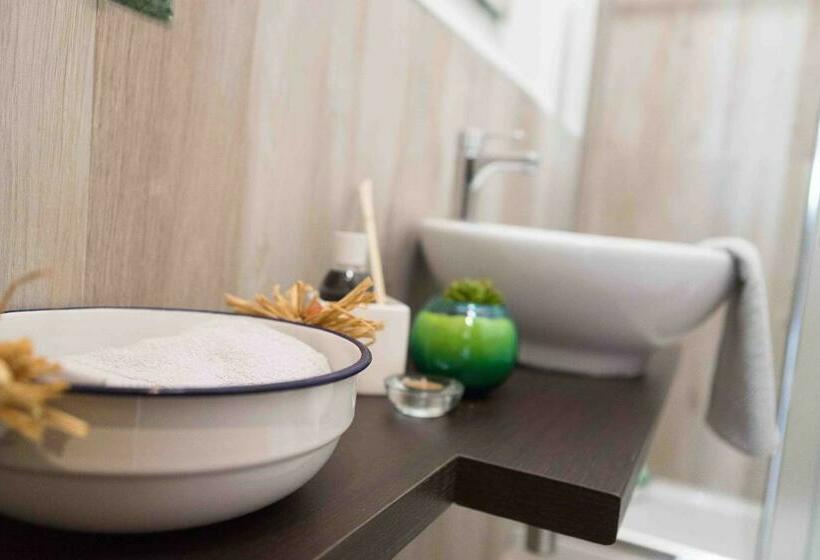 شقة غرفة واحدة, Iori Salento B&b