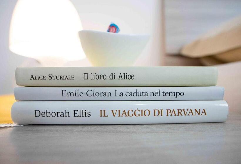 غرفة عائلية مطلّة علي الحديقة, Iori Salento B&b