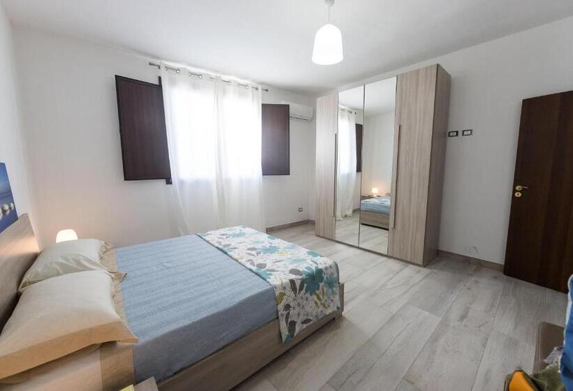 غرفة عائلية مطلّة علي الحديقة, Iori Salento B&b