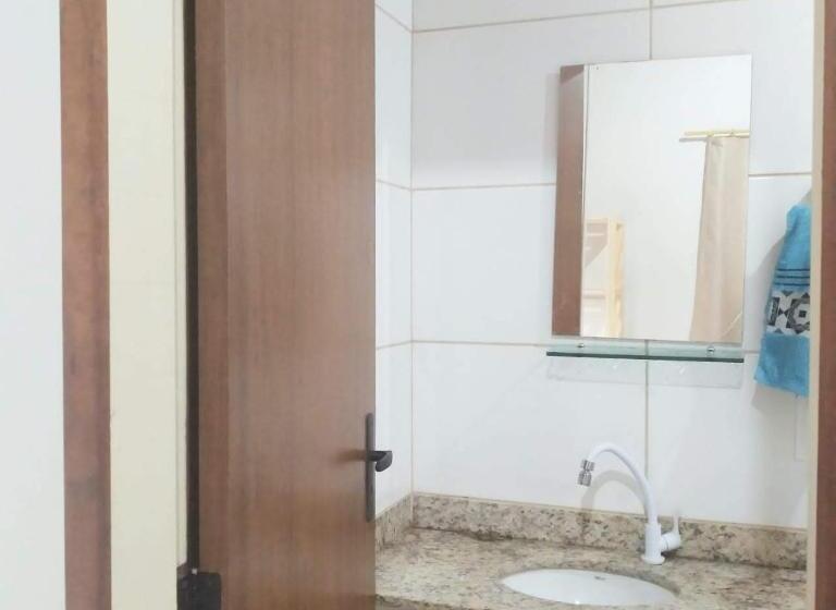 חדר אקונומי, Casa Relva Suítes