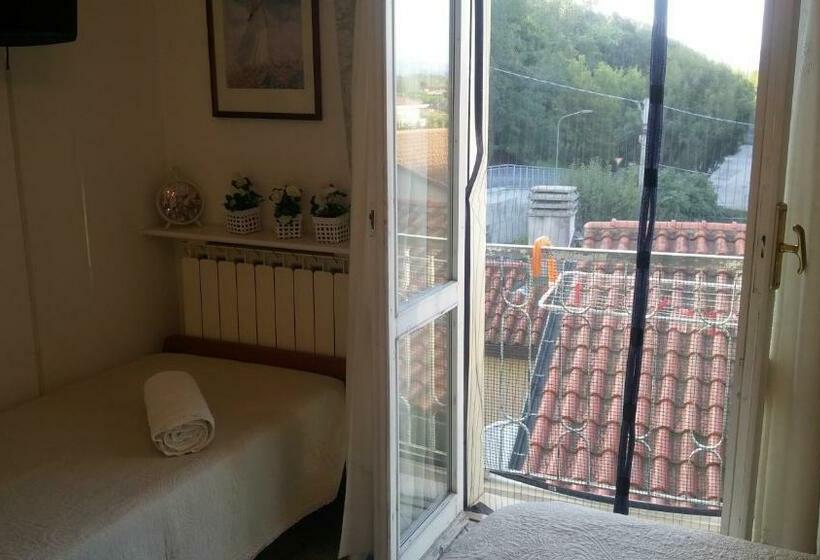 클래식 4인 룸, Guest House Attico Della Vittoria