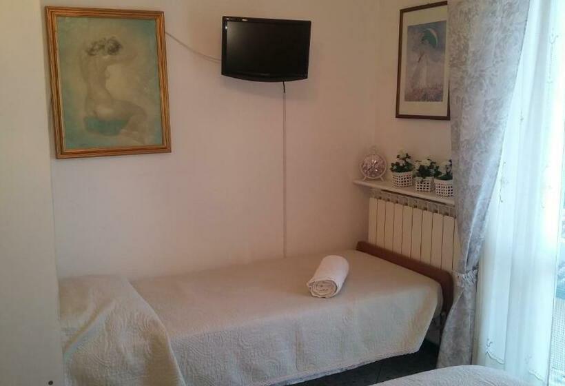 클래식 4인 룸, Guest House Attico Della Vittoria