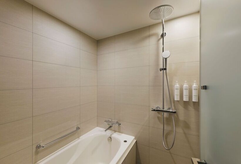 اتاق پرمیوم, Courtyard By Marriott Nagoya