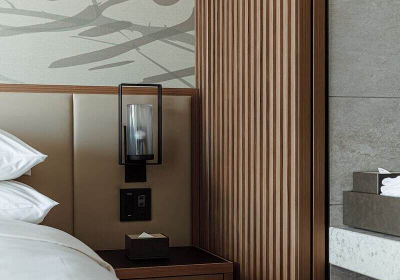 اتاق پرمیوم, Courtyard By Marriott Nagoya