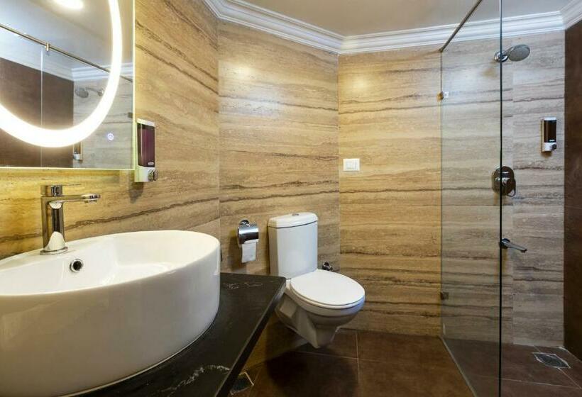 Quarto Estandar, Grand Kalinga