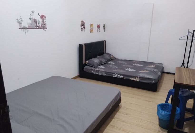 חדר משפחתי, Spot On 90439 Lh Home