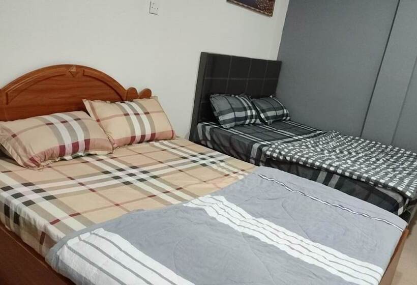 חדר משפחתי, Spot On 90439 Lh Home