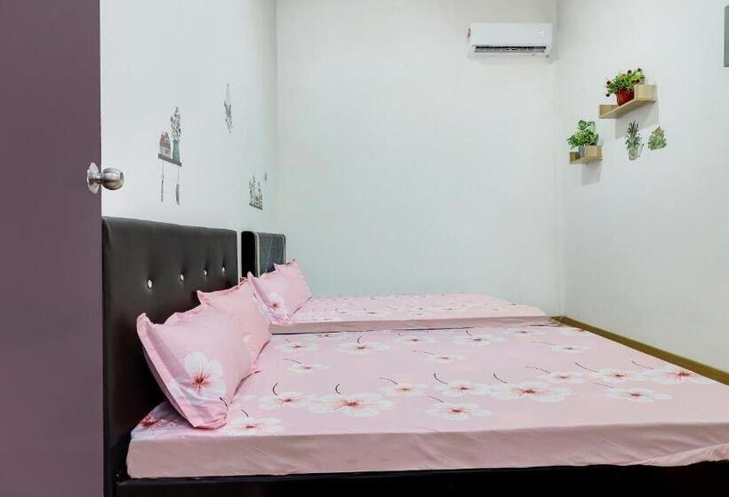 חדר משפחתי, Spot On 90439 Lh Home