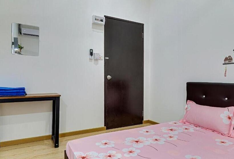 חדר משפחתי, Spot On 90439 Lh Home