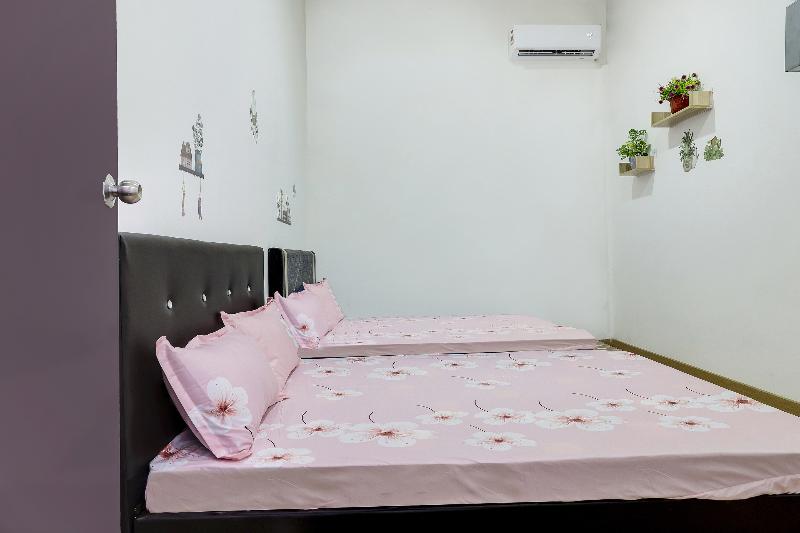 חדר משפחתי, Spot On 90439 Lh Home