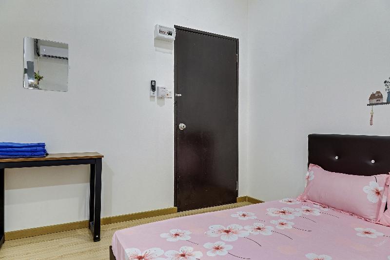 חדר משפחתי, Spot On 90439 Lh Home