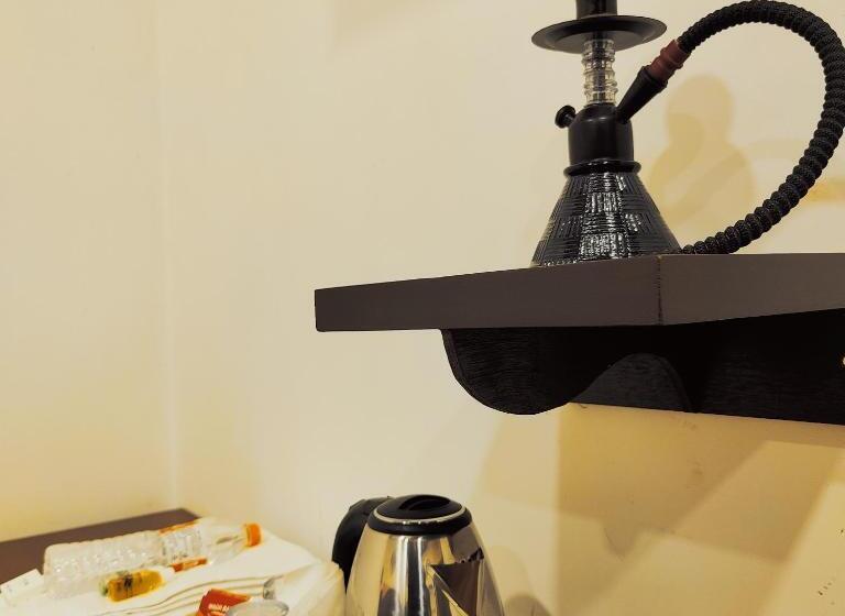 اتاق لوکس خانوادگی, The Rathore Heritage