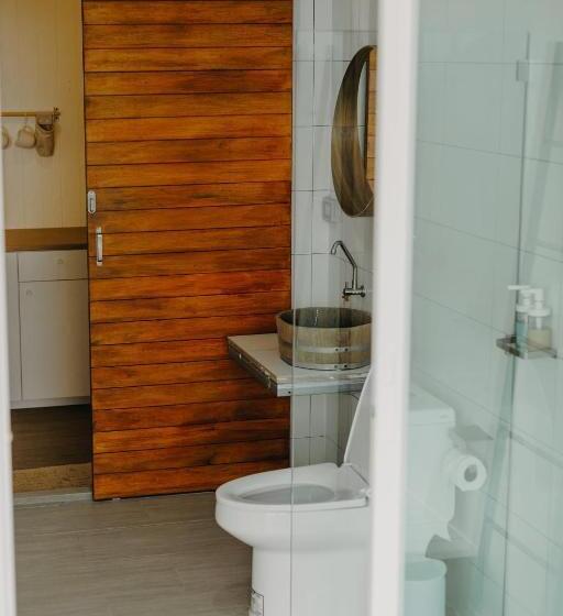 Habitació Estàndard, Moane