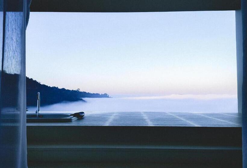 Habitació Estàndard, Moane