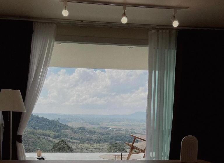 Habitació Estàndard, Moane