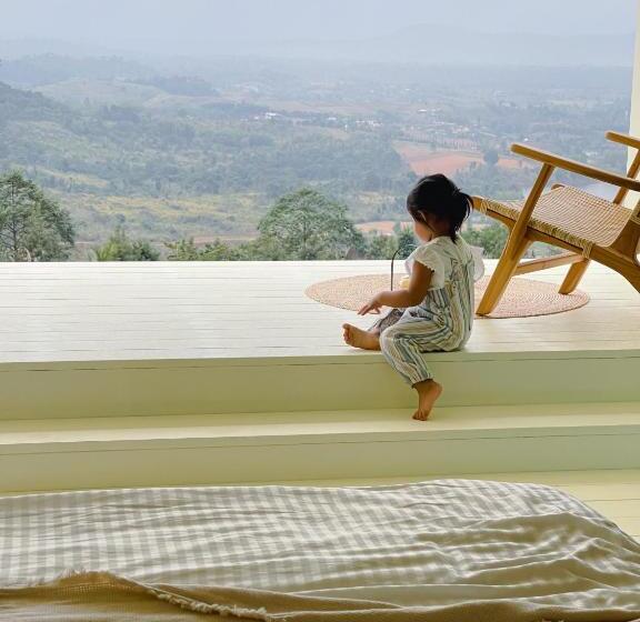 Habitació Estàndard, Moane