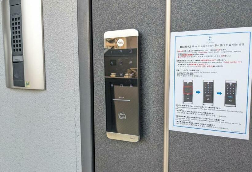 디럭스 룸, Eslead Hotel Namba Daikokucho