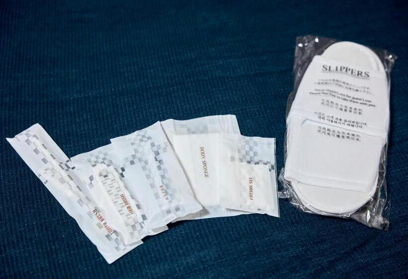 디럭스 트리플 룸, Eslead Hotel Namba Daikokucho