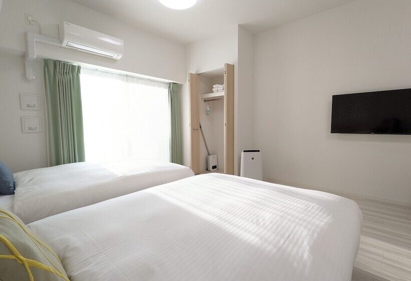 디럭스 트리플 룸, Eslead Hotel Namba Daikokucho