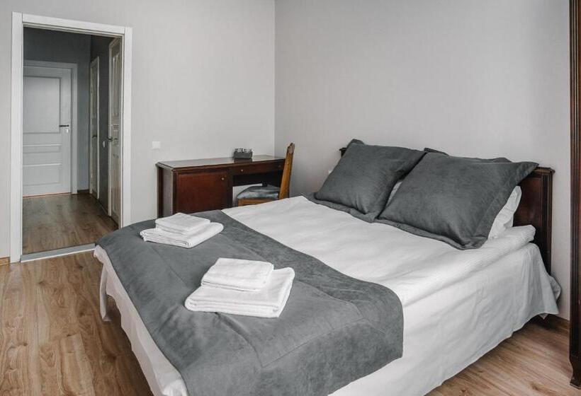 Standard-huone King-vuode, чевермето ірен