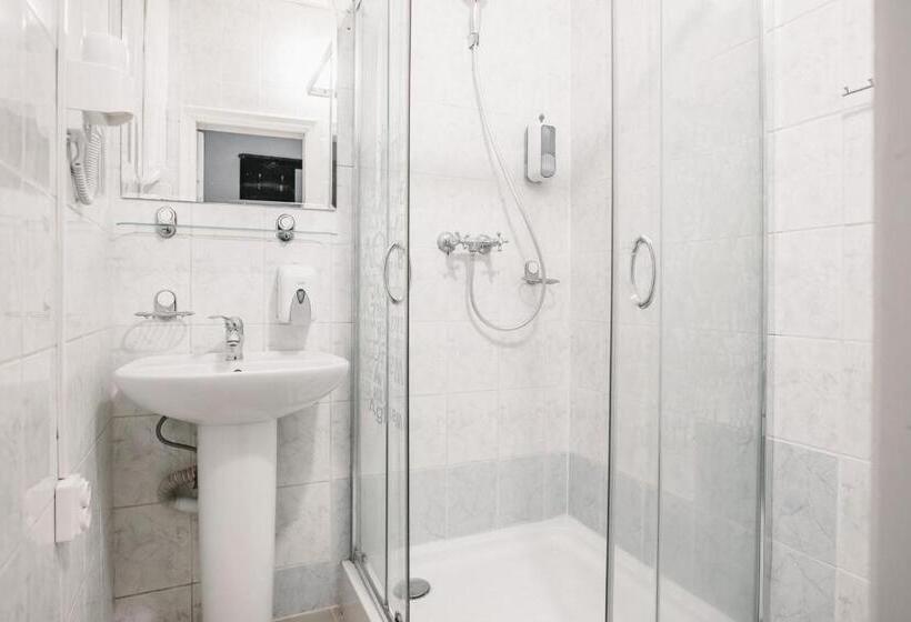 Standard-huone King-vuode, чевермето ірен