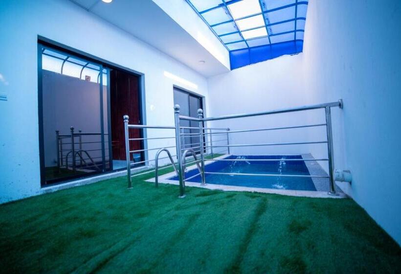 סוויטה נוף לבריכה, أجنحة و شاليهات خاصة