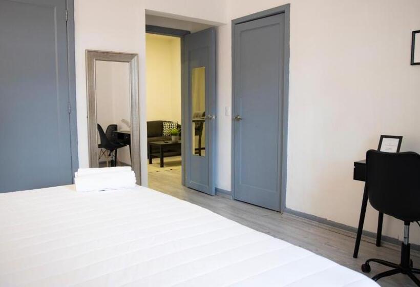 Apartamento Superior 1 Dormitório, Singular Antara