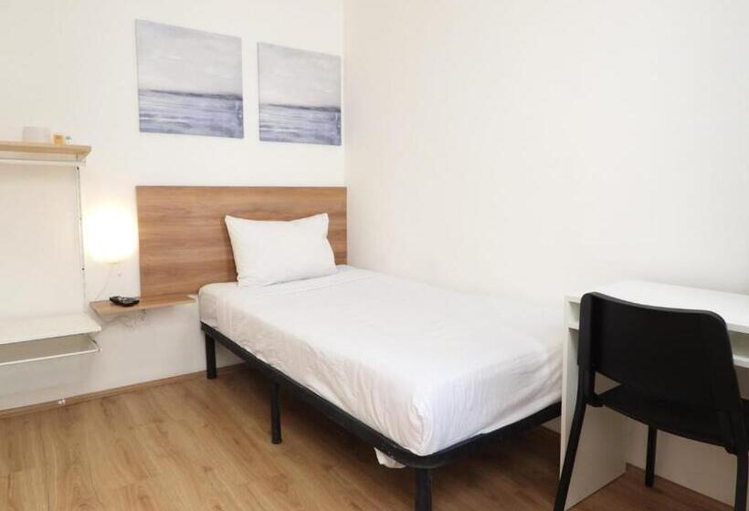 Quarto Estandar Individual Banheiro Compartilhado, Singular Antara