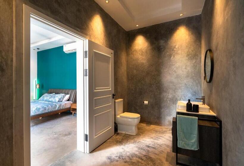 스위트 킹사이즈 침대, V Hotel In Paje