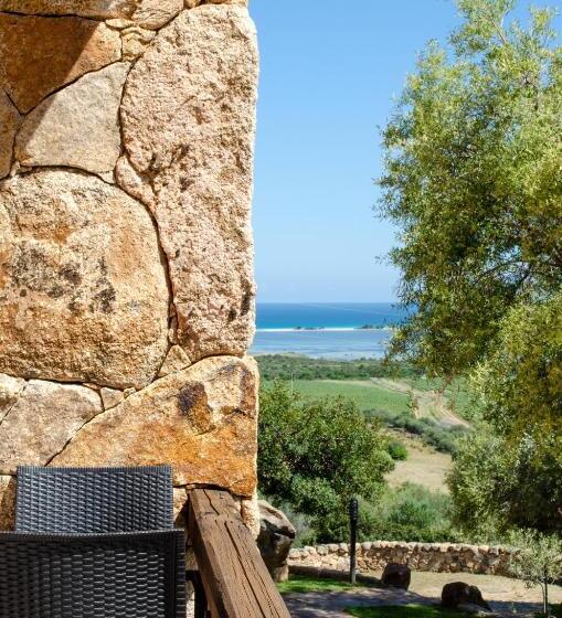 חדר משפחתי צדדי נוף לים, La Minditta