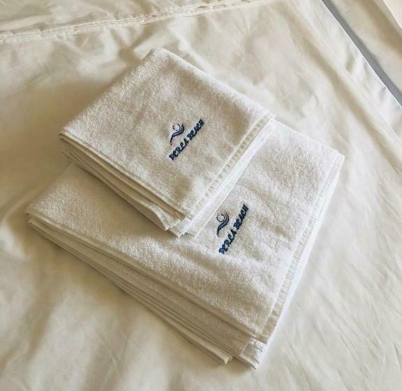 اتاق استاندارد با چشمانداز دریا, Perla Beach