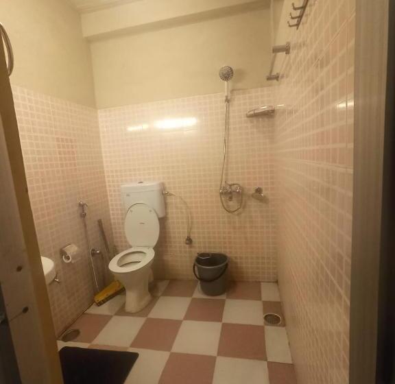 带大床的标准间, Barefoot Bir Coliving Coworking Cafe