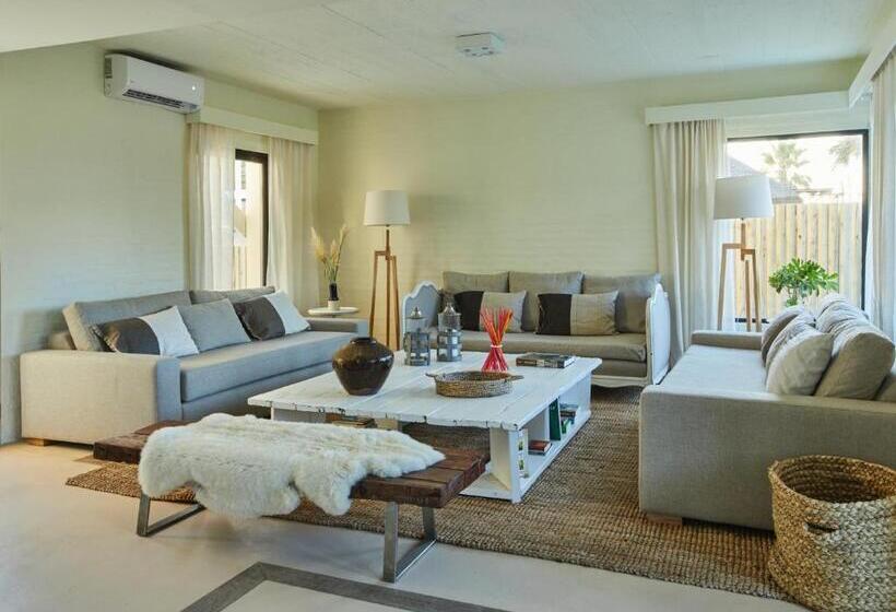 سوییت, Posada Tamarindo