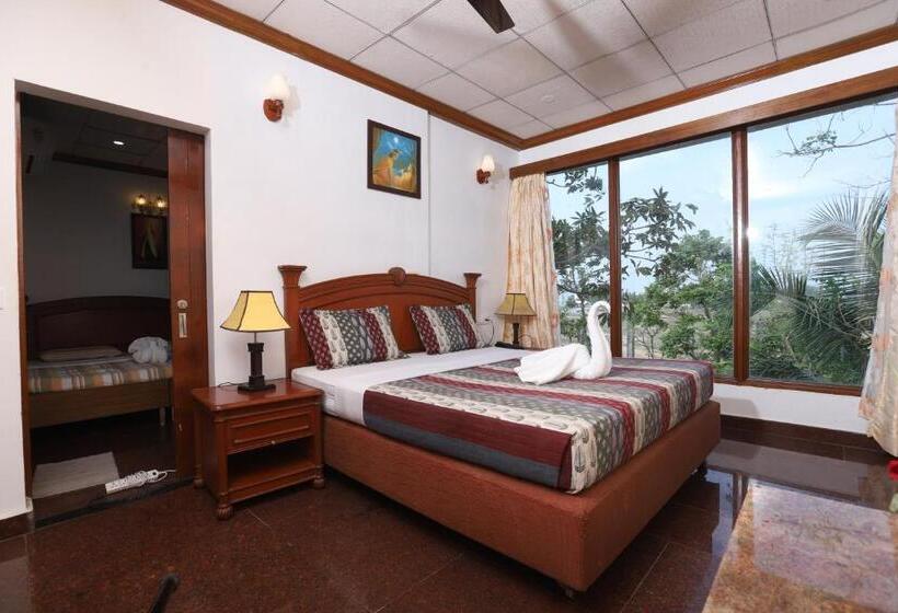 جناح عائلي, Bay Treasure