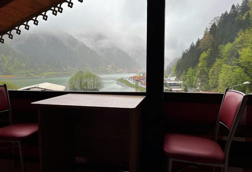 Suite with lake view, Cerrahpaşa Sui̇te
