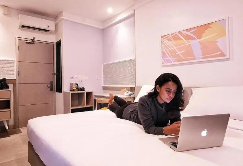 اتاق سوپریور با تخت بزرگ, Joylive Bsd City