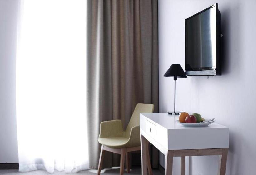 اتاق استاندارد, Bleecker Hotels