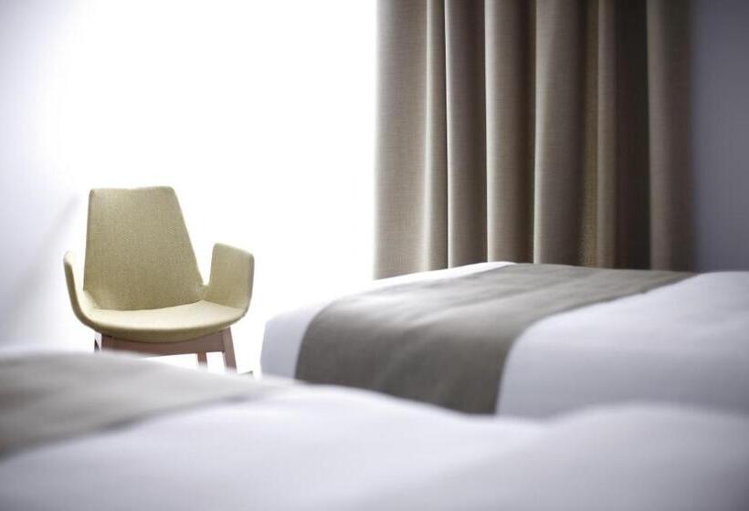 اتاق سوپریور, Bleecker Hotels