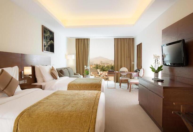 اتاق سوپریور, Copthorne Hotel Baranan