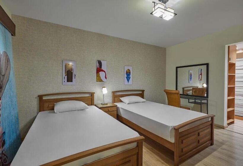 سوئیت پرزیدنت, Golden Park Hotel Cairo, Heliopolis