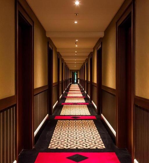 غرفة ديلوكس, 500