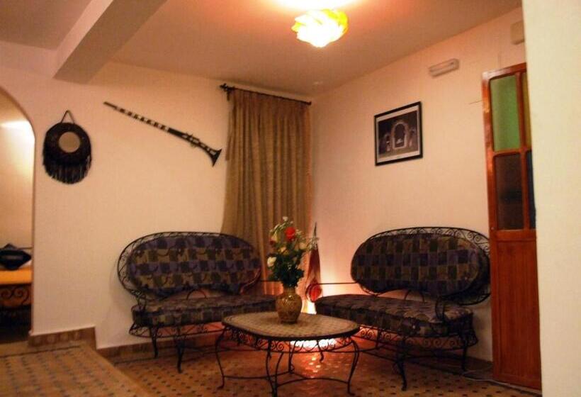 اتاق استاندارد چهار تخته, Al Andaloussiya Diyafa