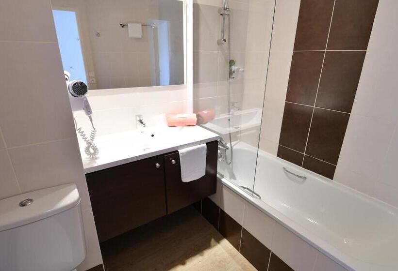 Полулюкс, Appart Hôtel Mer & Golf City Bordeaux   Bruges