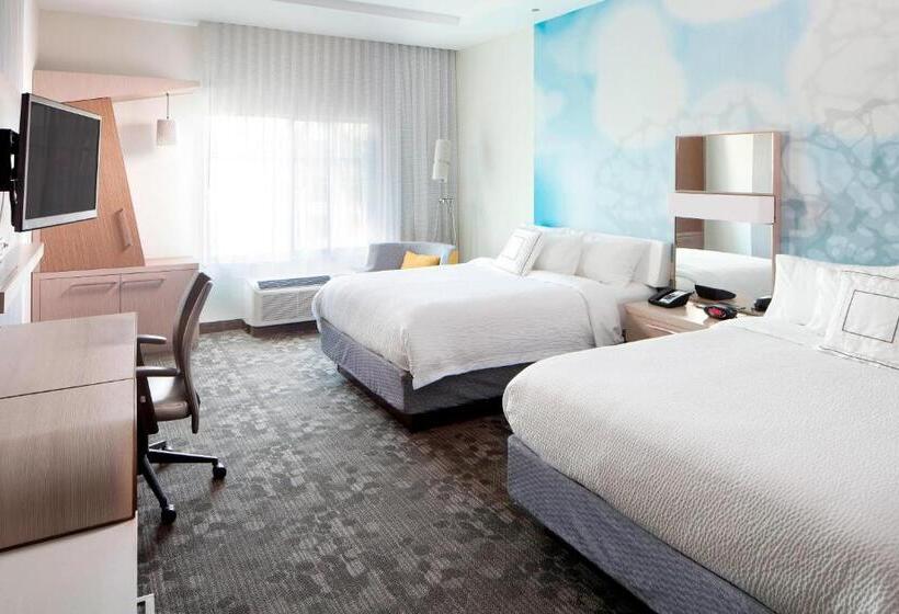 Номер Стандарт с Балконом, Courtyard By Marriott Palm Beach Jupiter