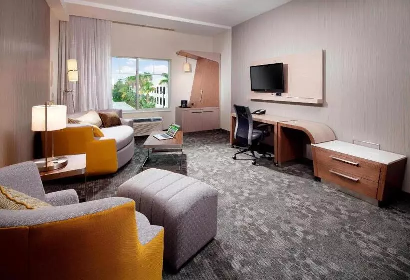 キングサイズベッドのスタンダードルーム, Courtyard By Marriott Palm Beach Jupiter