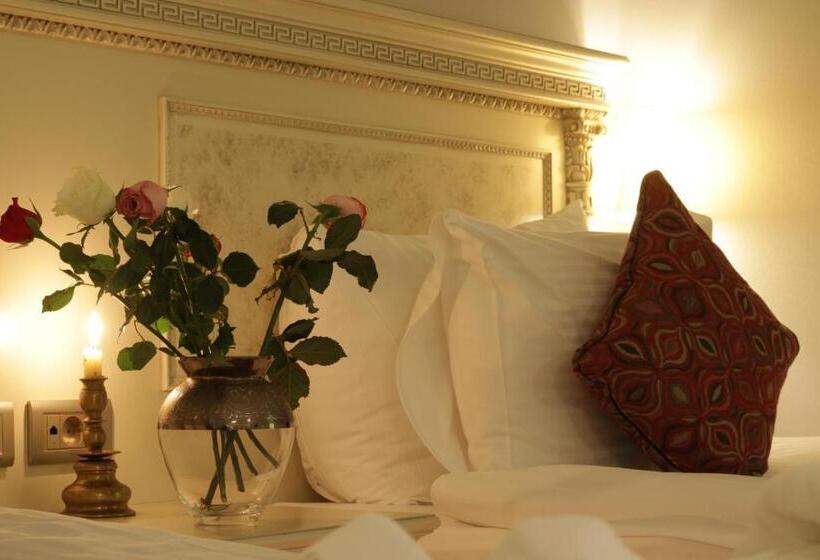 Номер Стандарт Индивидуальный, Demir