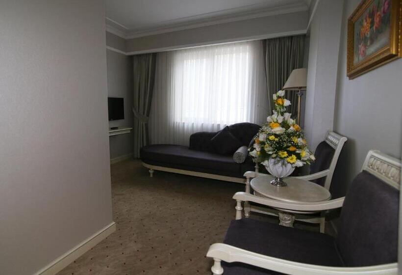 Полулюкс, Demir