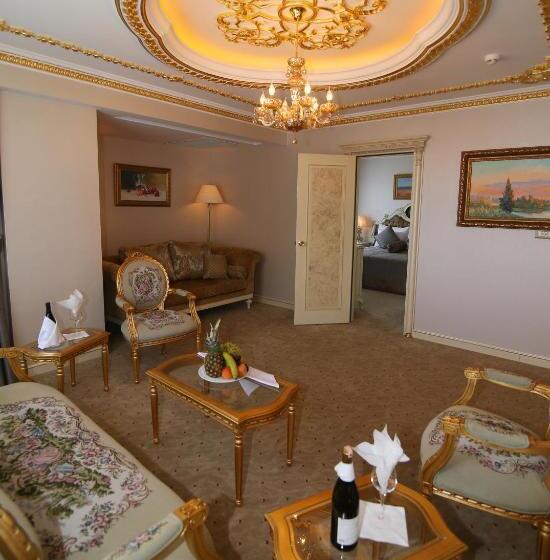 Президентский Люкс, Demir