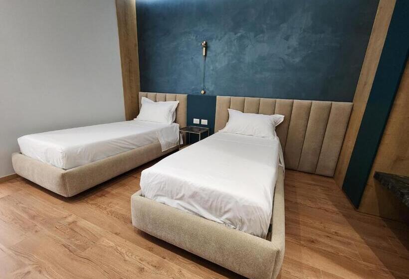 수피리어 스위트 바다 전망, Gold